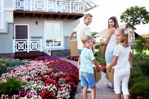 Residential move assistance near Goodmayes homes