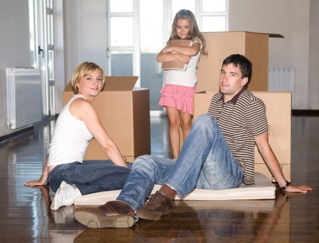 Commercial moving van service in Goodmayes